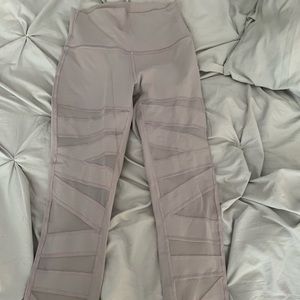 Lululemon Criss cross mesh leggings